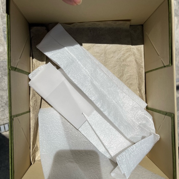 Gucci GG Supreme Vintage Belt Bag - Picture 12 of 14